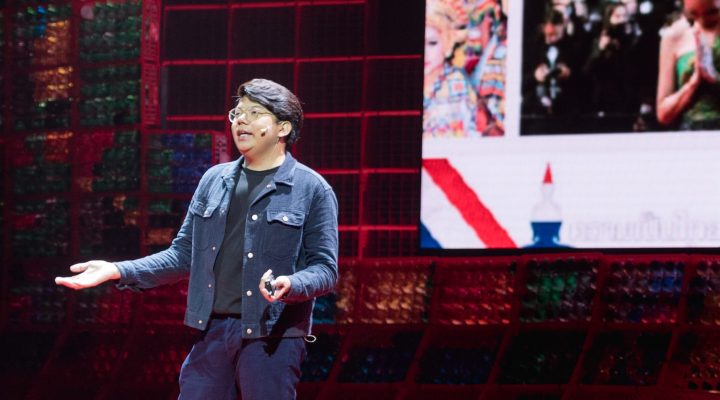 ใด ๆ ในโลกล้วนคอลลาจ – นักรบ มูลมานัส