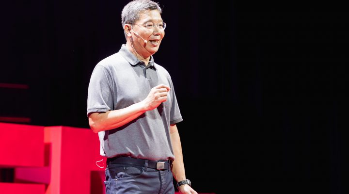 ประวัติศาสตร์ละแวกบ้าน – สมชัย กวางทองพานิชย์