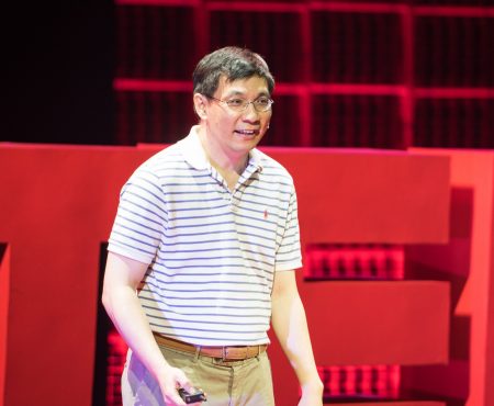 จะเข้าสู่ยุคดิจิทัล ต้องคิดแบบดิจิทัล – สมเกียรติ ตั้งกิจวานิชย์